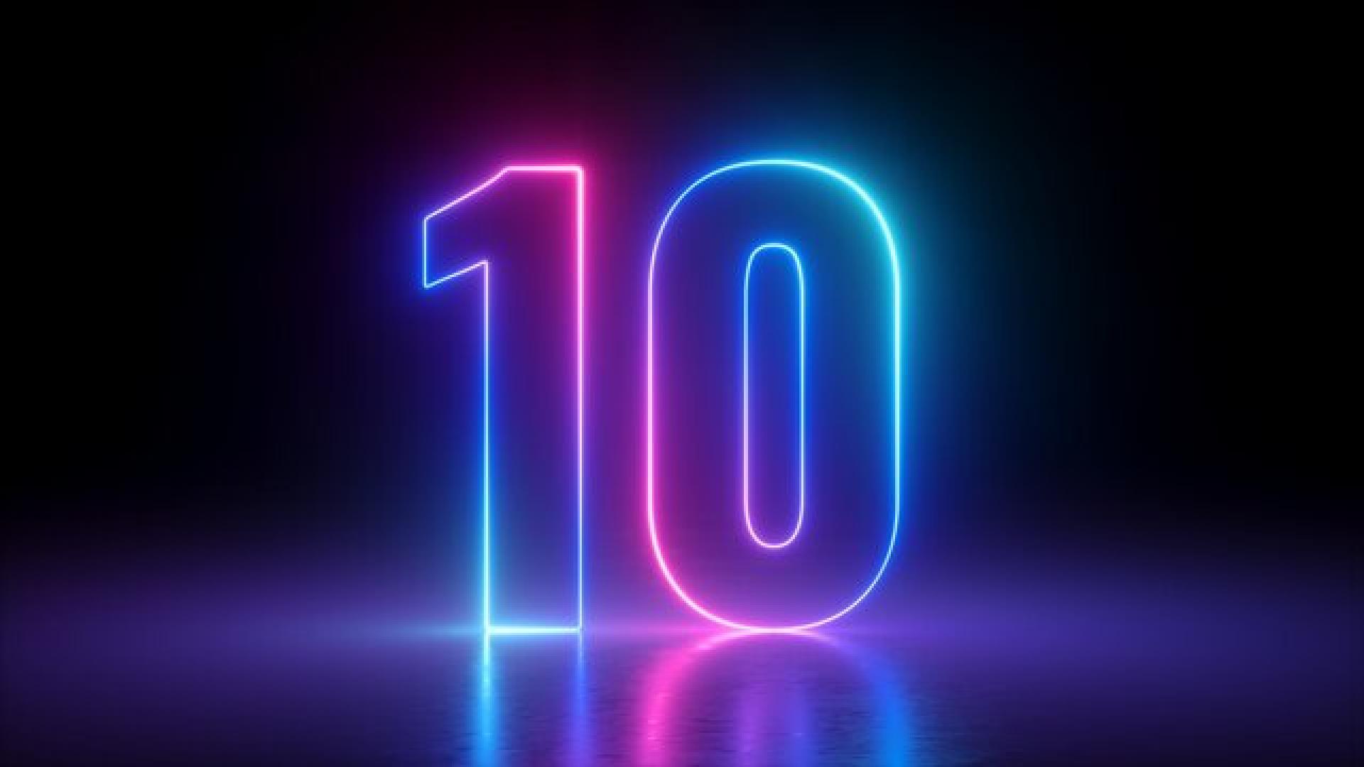 10 written in neon lights